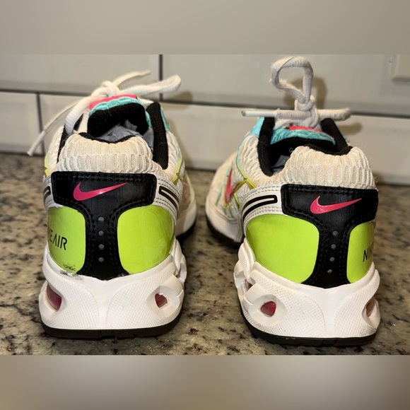 Nike Air Max Torch 4 Women's Size 8.5 White Teal Red Running Shoes CW5607-100 - Picture 8 of 13